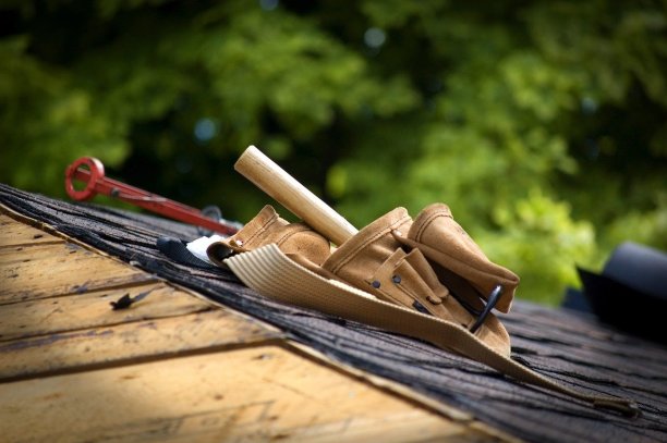 Roofers Near Mapleton, IL Available Now